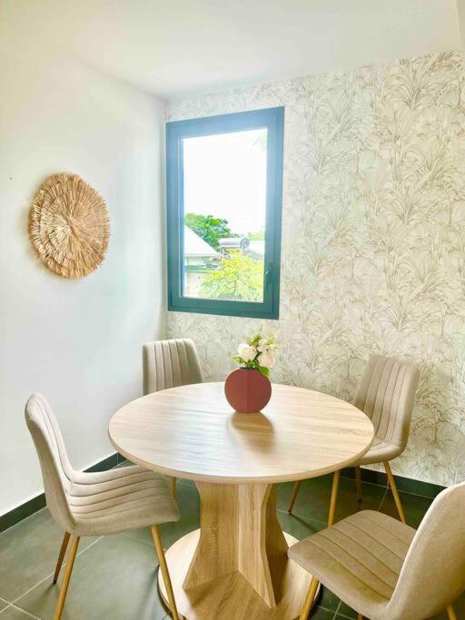 Appartement A 2 Pas De La Plage De Terre Sainte Exterior foto